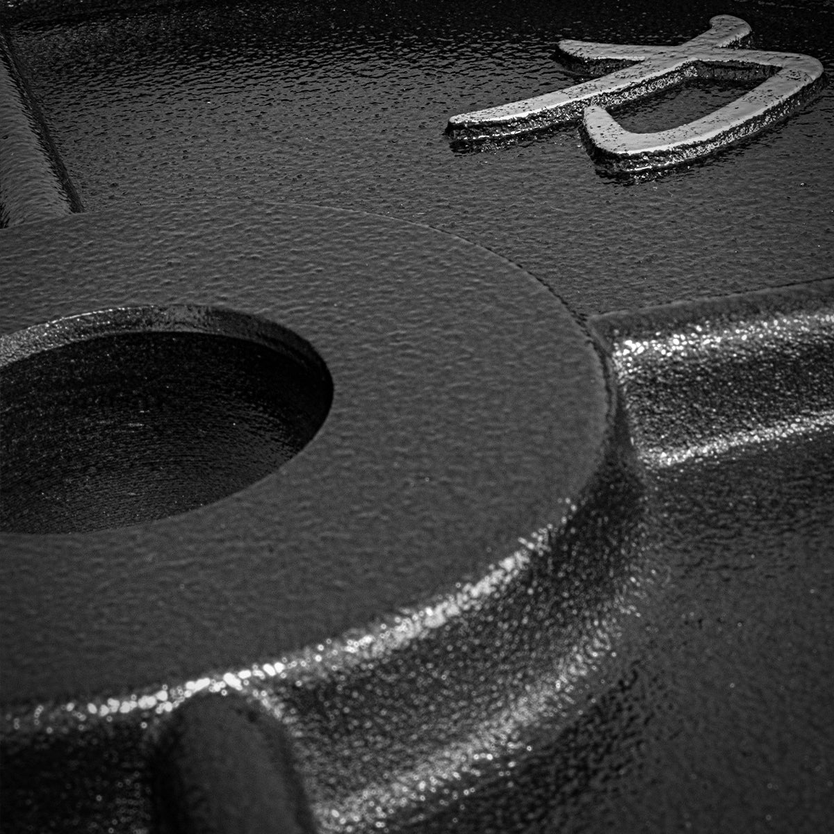 157.5KG Set - Riot Cast Iron Plates - Image 6