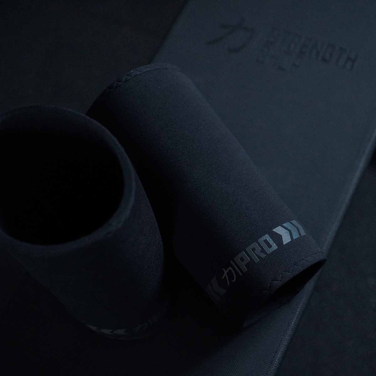 7mm Inferno PRO Knee Sleeves - Extra Stiff Neoprene, Stealth - IPF Approved - Image 5