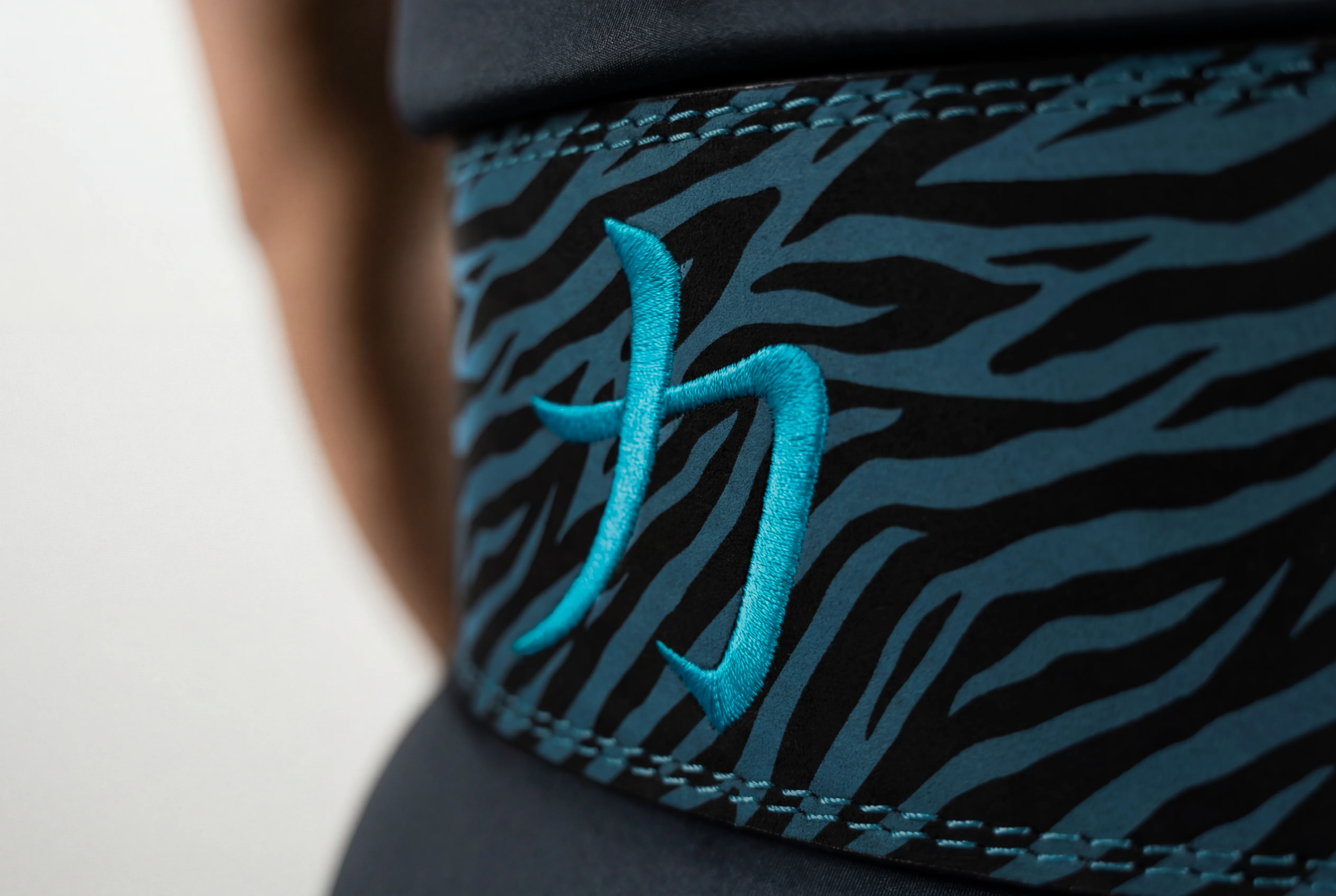 Blue Tiger Print Lever Belt, 10mm - IPF Approved - Image 8