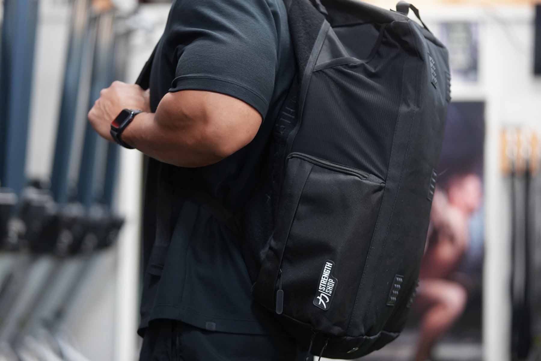 Hybrid Duffel/Backpack – The Ultimate Gym Bag - Image 10