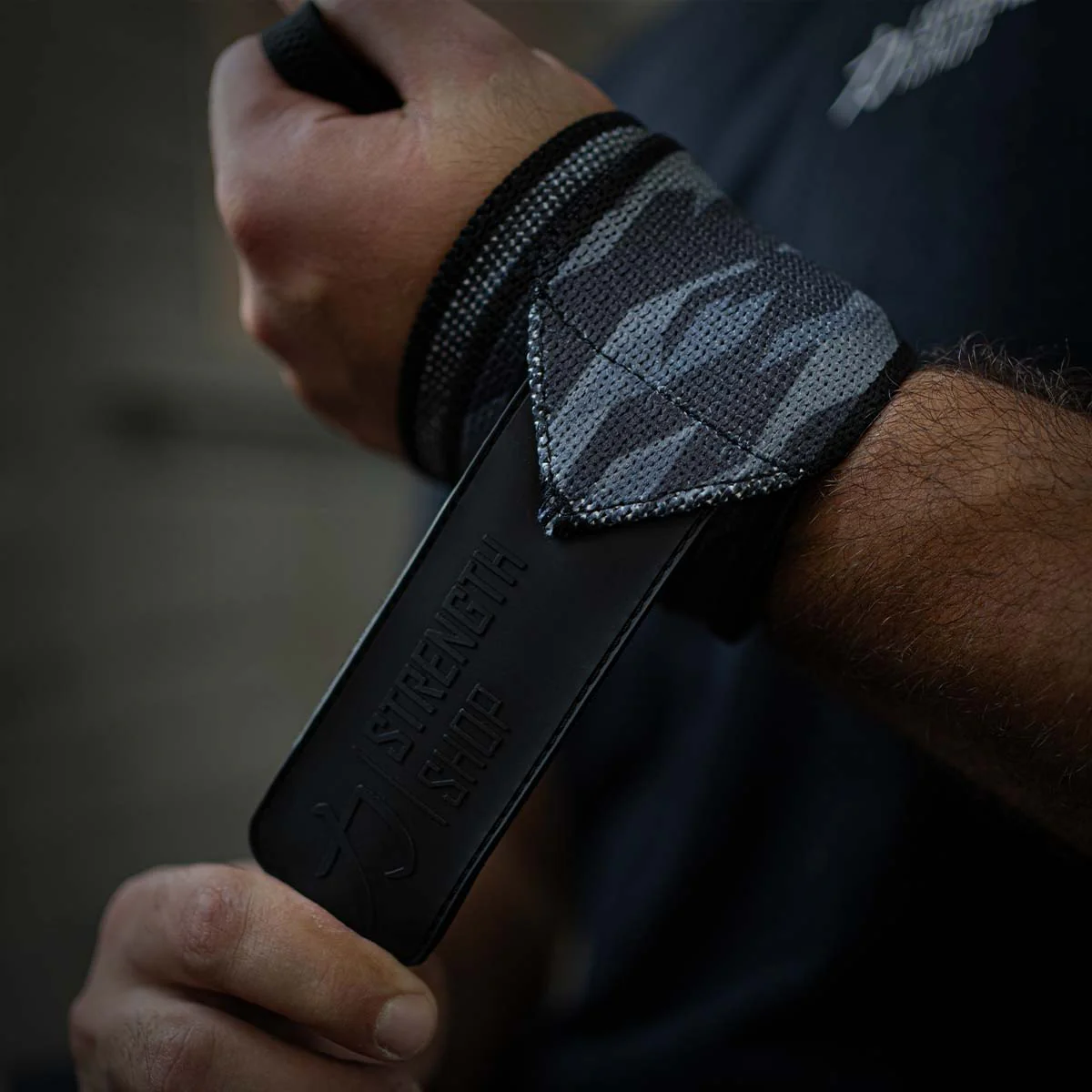 Heavy Wrist Wraps, Dark Camo, IPF Approved – 60cm/90cm - Image 8