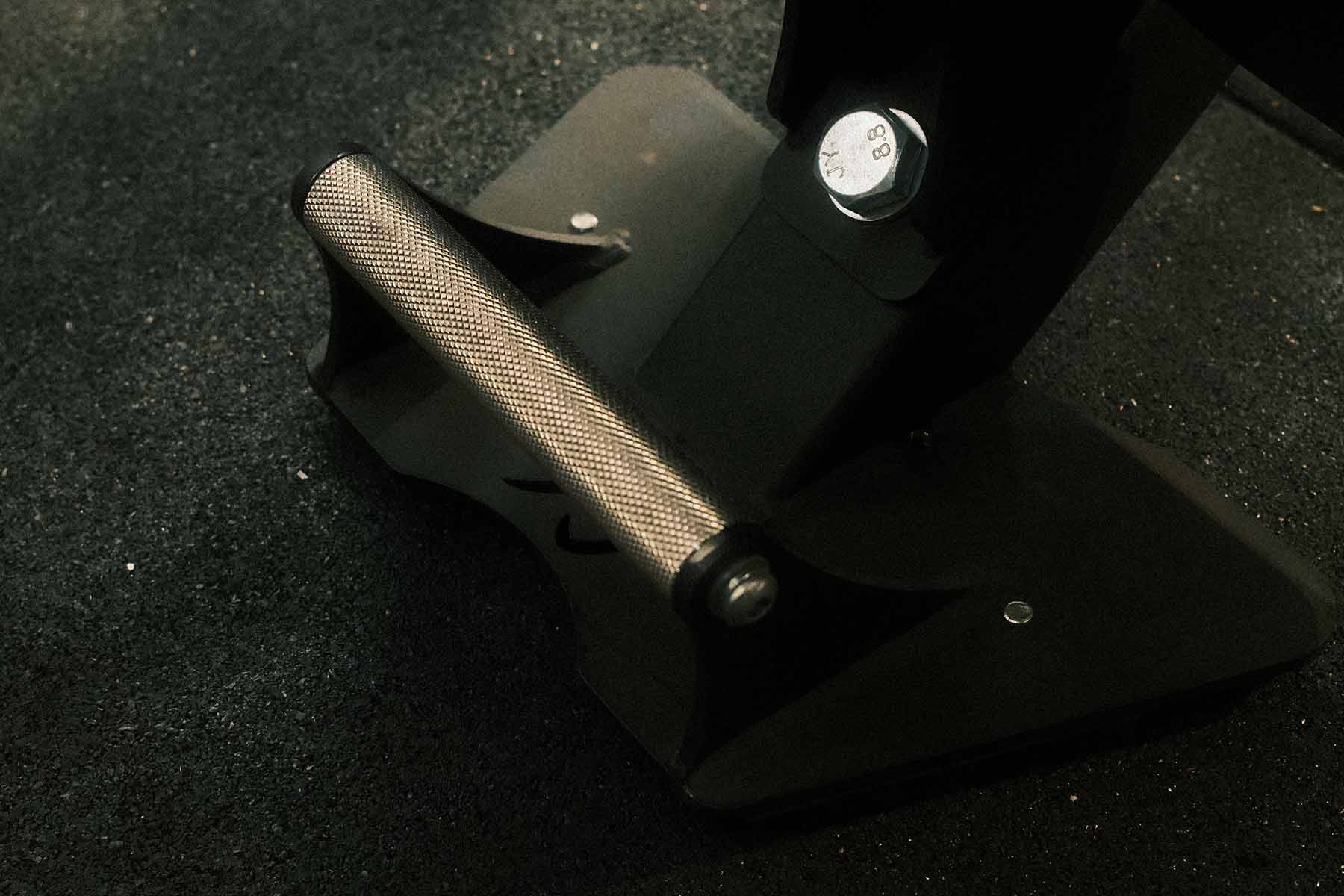 Pro Hyperextension “Bulldog” – Commercial Back Extension Machine (Expected availability: June 2026) - Image 12