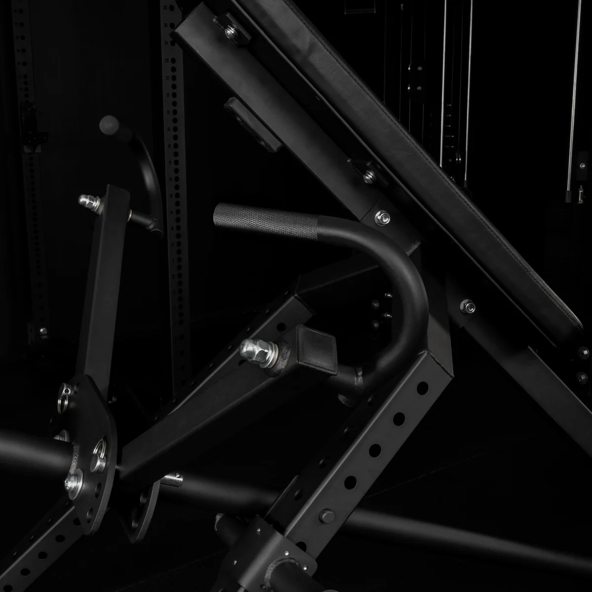 Riot Chest Supported Lat Row Bench - Image 9