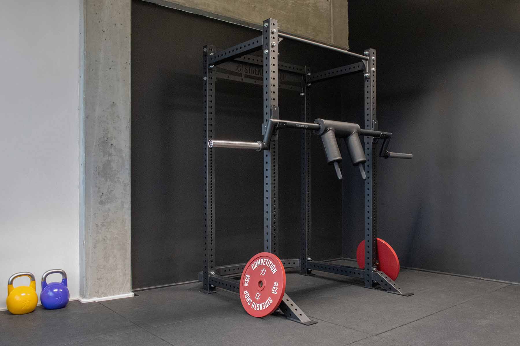 Riot Olympic Safety Squat Bar - Image 8