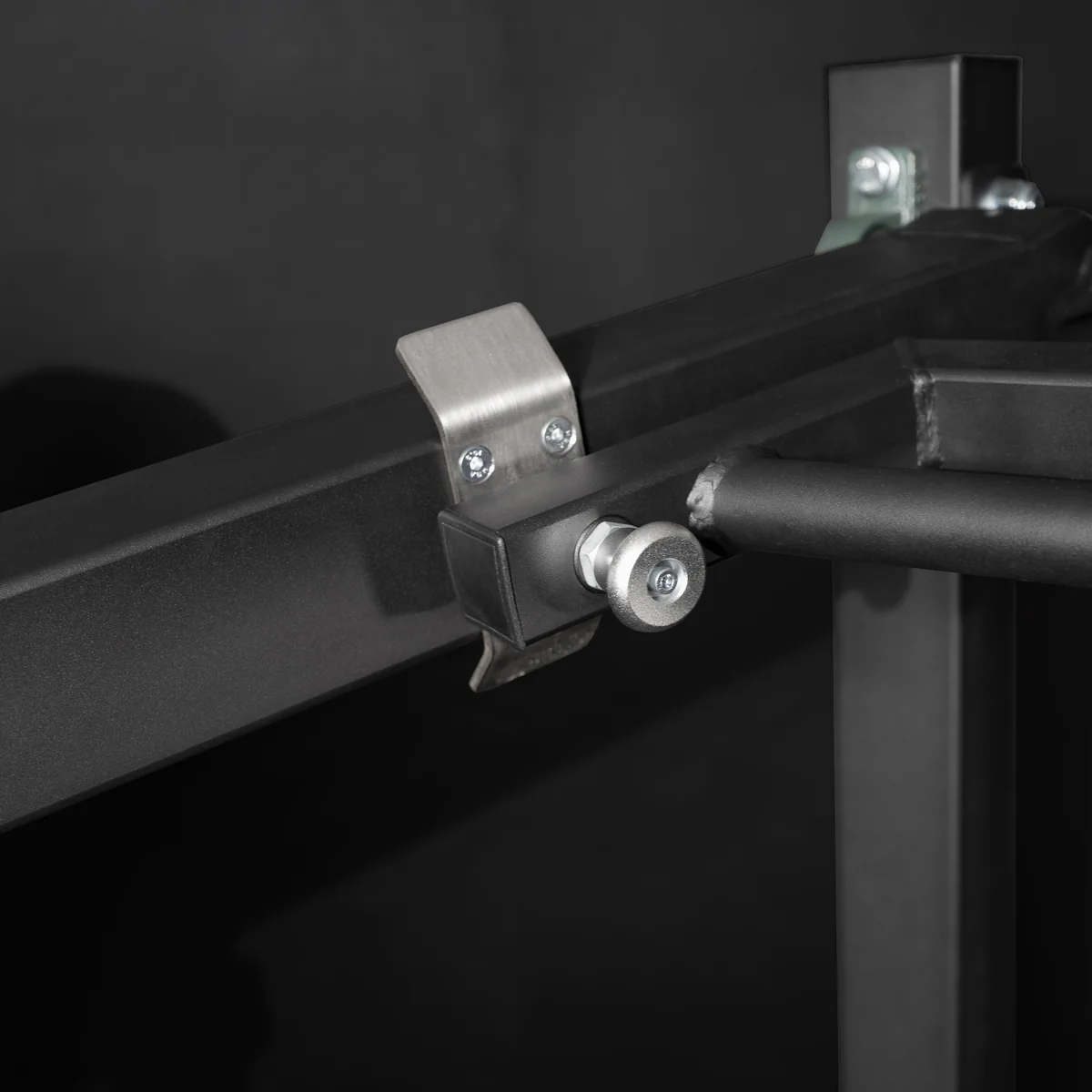 Viking Press – Strongman Shoulder Press Machine - Image 15