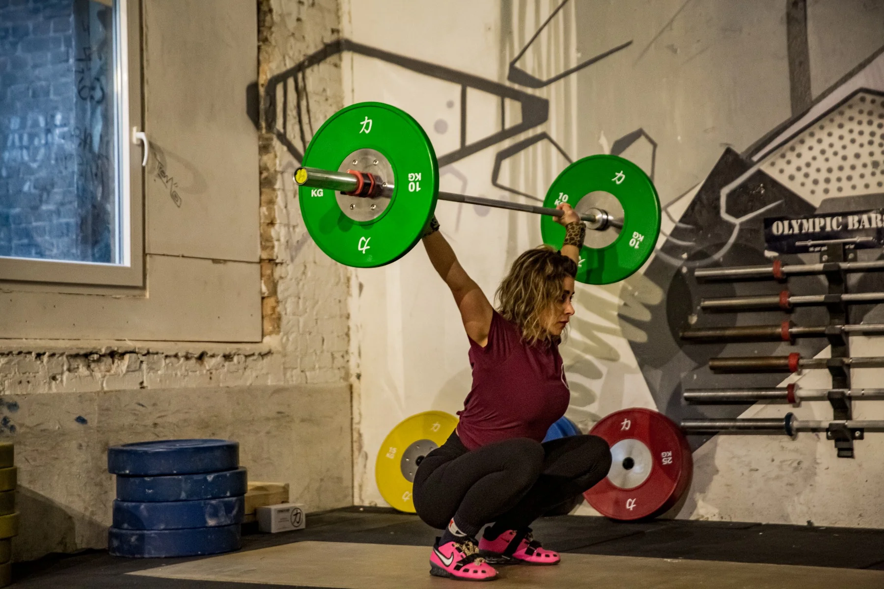 Riot Weightlifting Bar - Women's 15kg, IWF Specification - Image 5